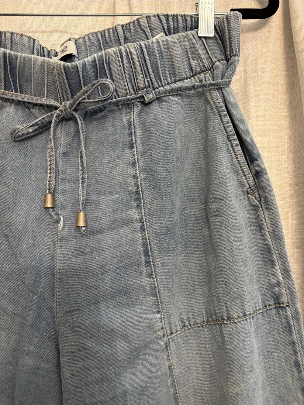 Kensie Drapey High Waist Tie Wide Leg Jeans, Large - Picture 5 of 8